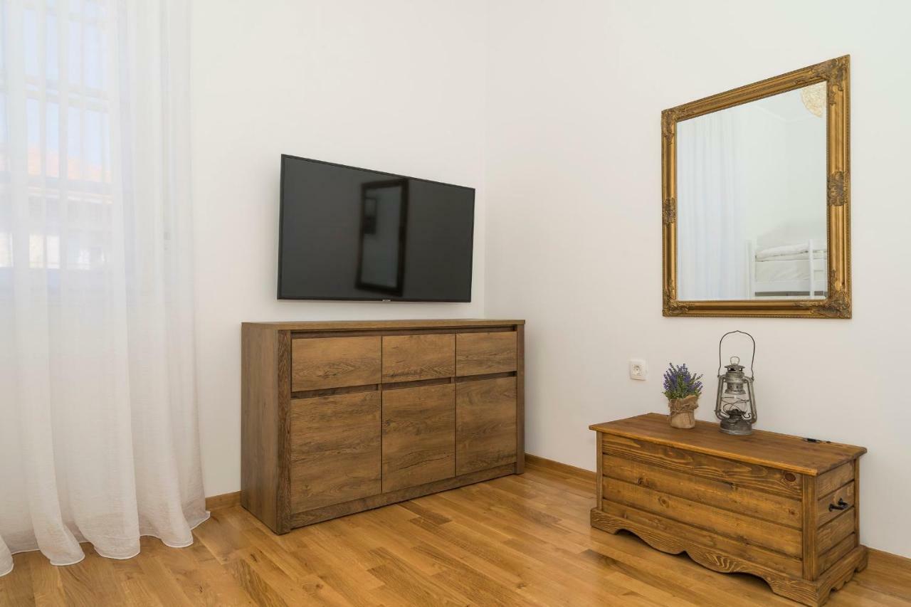 Apartment Dinka With Terrace Split Exteriör bild